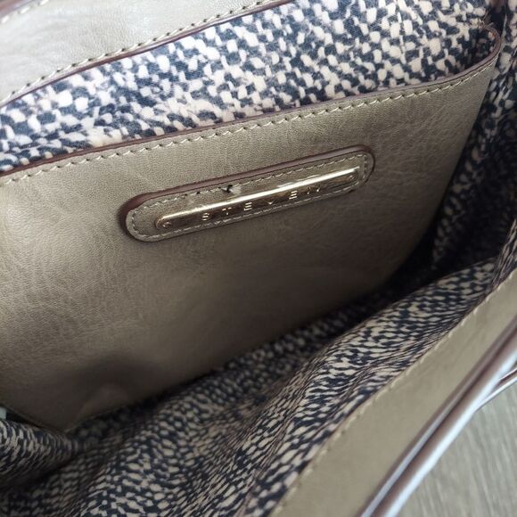 STEVEN by Steve Madden "Bianca" Sadle Bag Crossbody Bag - Picture 6 of 8